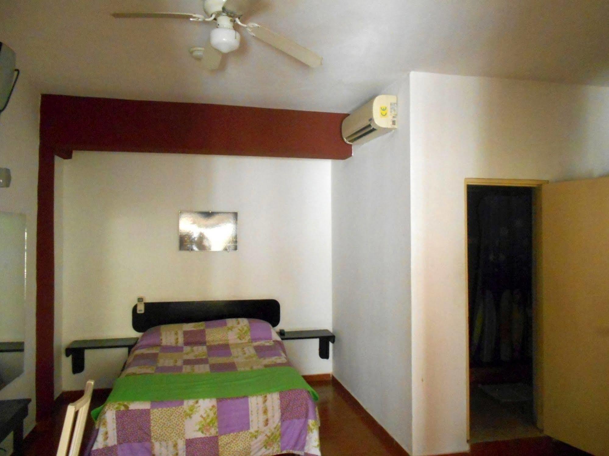 Hostal Condo-Parque Santo Domingo Exterior foto